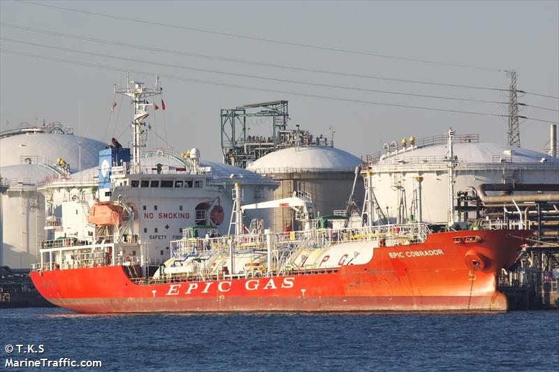 epic cobrador (LPG Tanker) - IMO 9392030, MMSI 566047000, Call Sign 9V9160 under the flag of Singapore