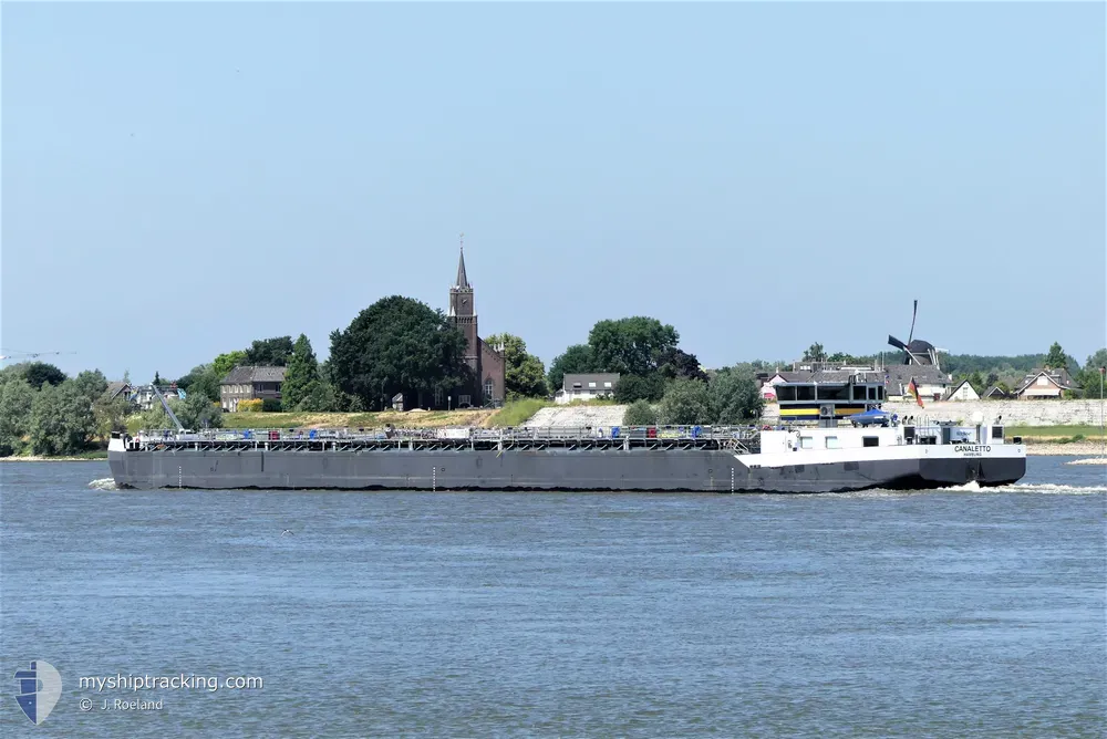 canaletto (Tanker) - IMO , MMSI 211883830, Call Sign DG3324 under the flag of Germany