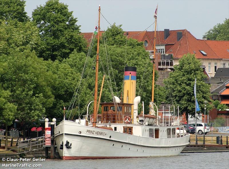 prinz heinrich (Passenger ship) - IMO 5149928, MMSI 211665460, Call Sign DQUA under the flag of Germany