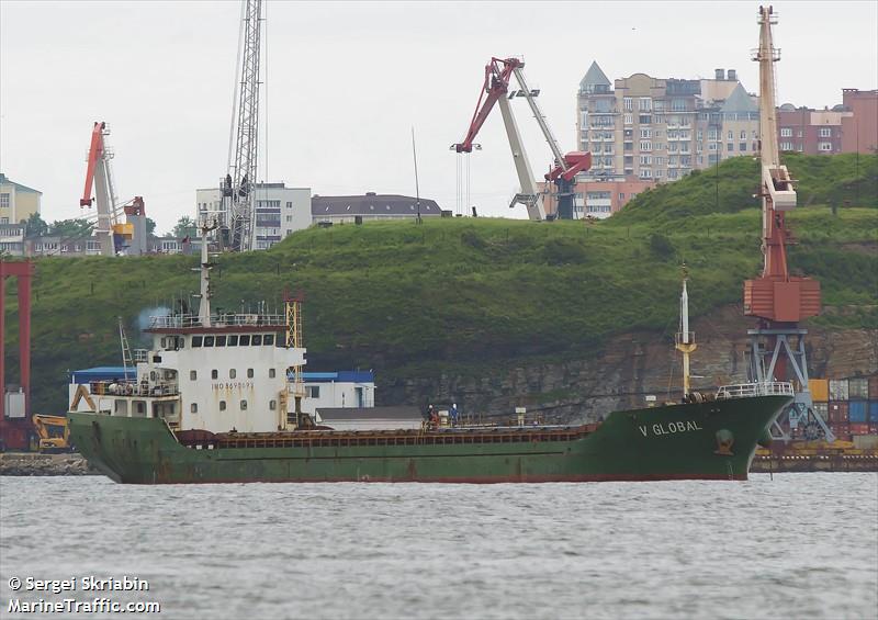 v global (General Cargo Ship) - IMO 8695693, MMSI 355652000, Call Sign 3FQI3 under the flag of Panama