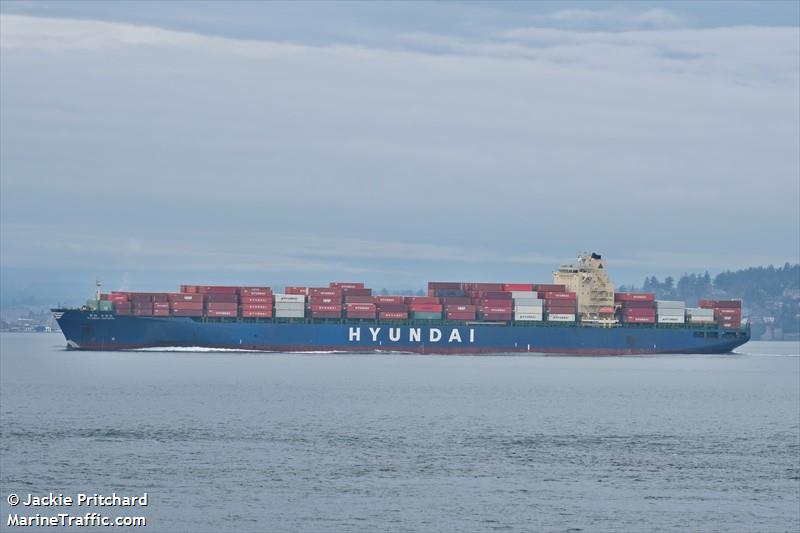 hyundai supreme (Container Ship) - IMO 9347619, MMSI 538007487, Call Sign V7QL3 under the flag of Marshall Islands