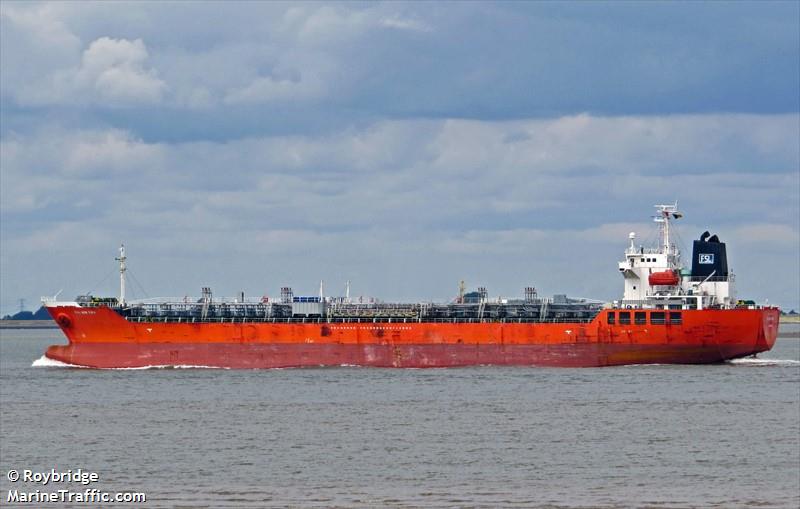 fsl london (Chemical/Oil Products Tanker) - IMO 9340465, MMSI 565223000, Call Sign 9VBQ9 under the flag of Singapore