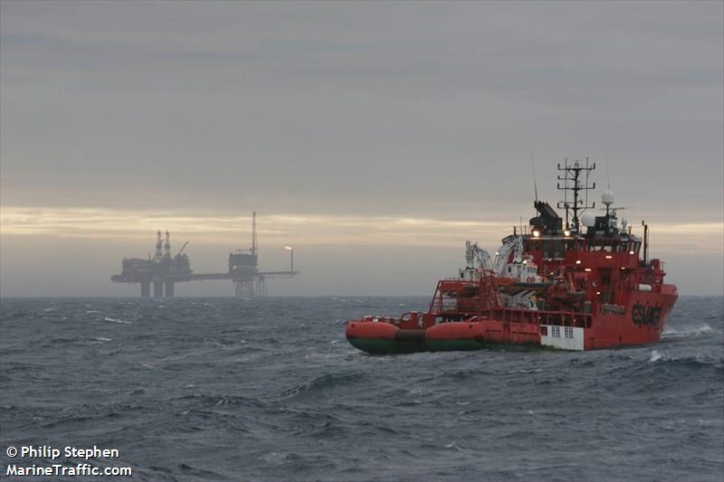 esvagt observer (Standby Safety Vessel) - IMO 9198032, MMSI 219826000, Call Sign OYQR2 under the flag of Denmark