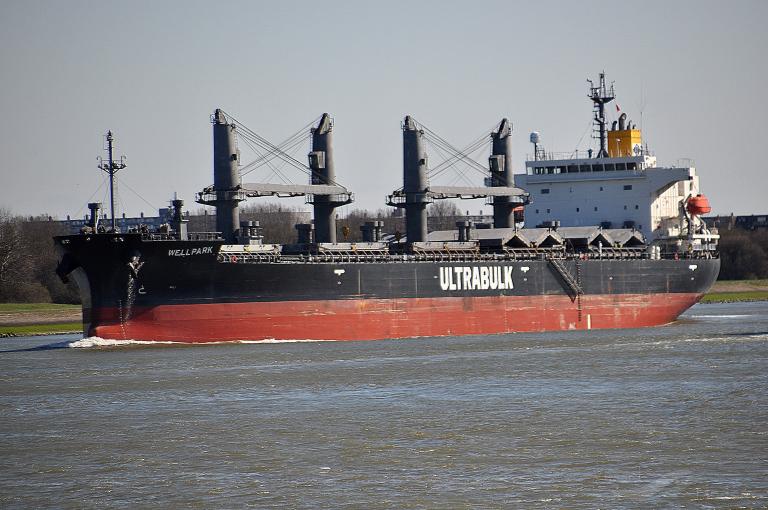 wellpark (Bulk Carrier) - IMO 9668556, MMSI 232025405, Call Sign MGLO2 under the flag of United Kingdom (UK)