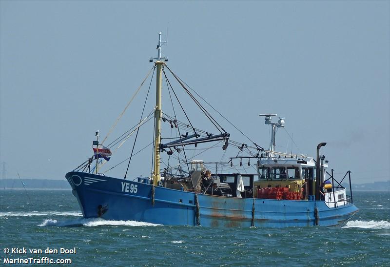 primar (Fishing vessel) - IMO , MMSI 244770256, Call Sign PC5960 under the flag of Netherlands