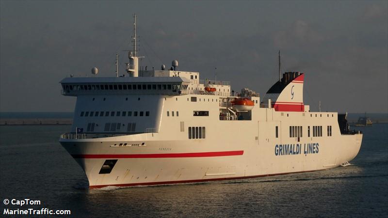 venezia (Passenger/Ro-Ro Cargo Ship) - IMO 9304631, MMSI 247408100, Call Sign IBIU under the flag of Italy