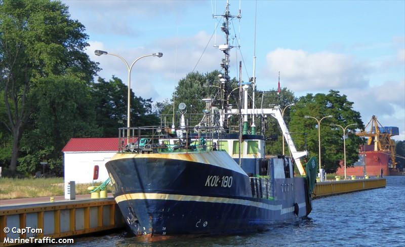 kol-180 (Fishing vessel) - IMO , MMSI 261003230, Call Sign SQOS under the flag of Poland