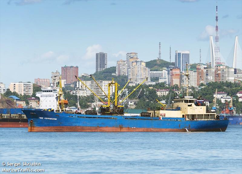 mys kommunarov (Refrigerated Cargo Ship) - IMO 7821910, MMSI 273441270, Call Sign UFTA under the flag of Russia