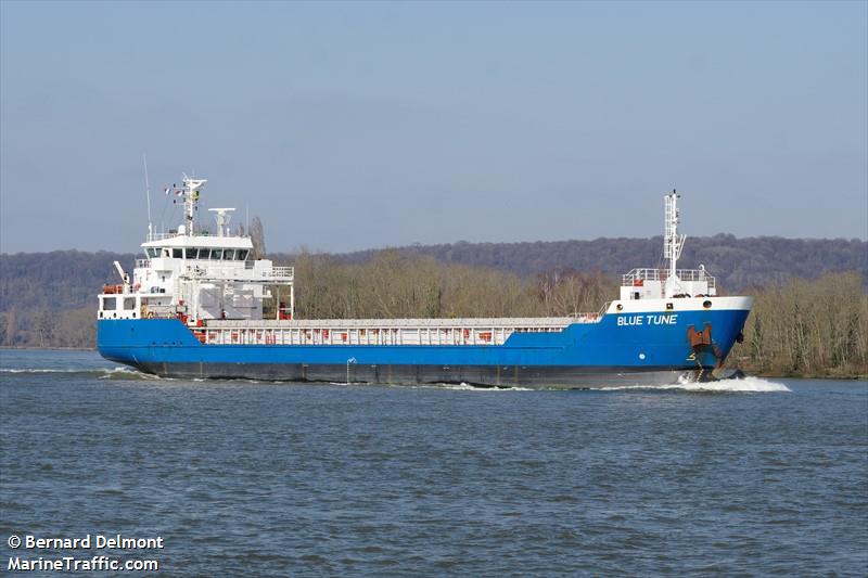 blue tune (General Cargo Ship) - IMO 9491927, MMSI 305566000, Call Sign V2EU9 under the flag of Antigua & Barbuda