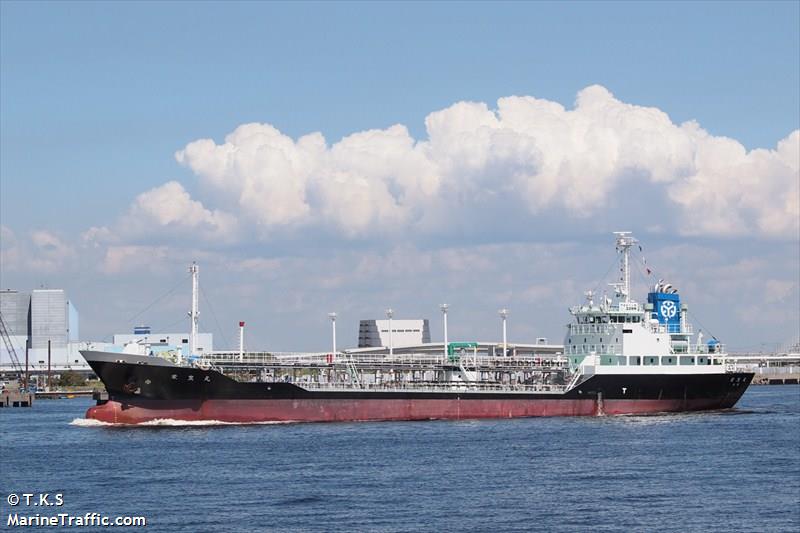 eiho maru (Oil Products Tanker) - IMO 9218105, MMSI 431100878, Call Sign JG5607 under the flag of Japan