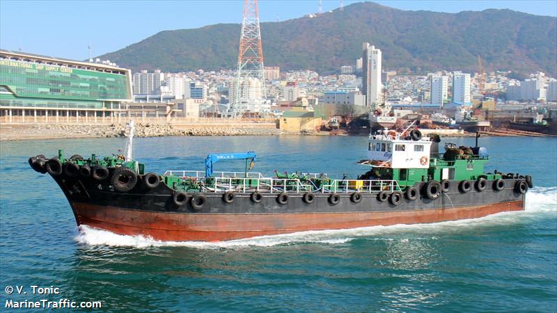 yu won ho (Tanker) - IMO , MMSI 440191190, Call Sign 075742 under the flag of Korea