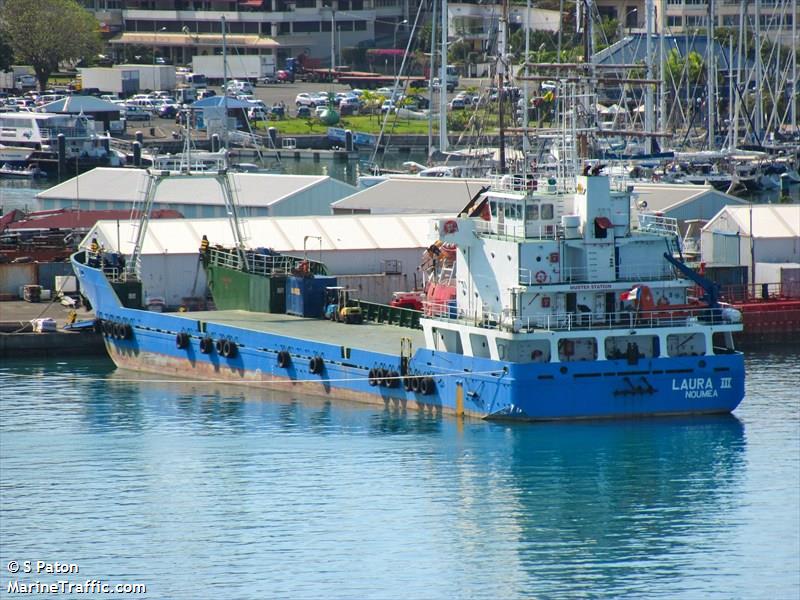 laura iii (Ro-Ro Cargo Ship) - IMO 9515486, MMSI 540009300, Call Sign FNQK under the flag of New Caledonia