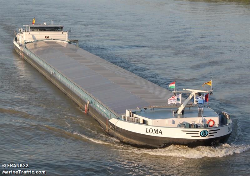 loma (Cargo ship) - IMO , MMSI 205426390, Call Sign OT4263 under the flag of Belgium