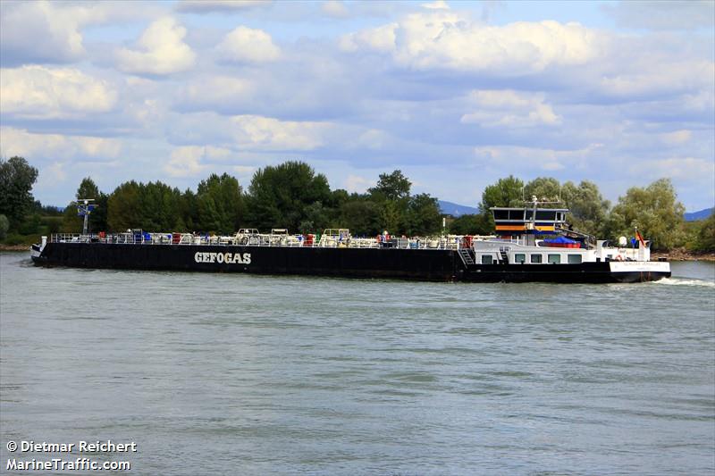 schloss versailles (Other type) - IMO , MMSI 211531660, Call Sign DC9905 under the flag of Germany