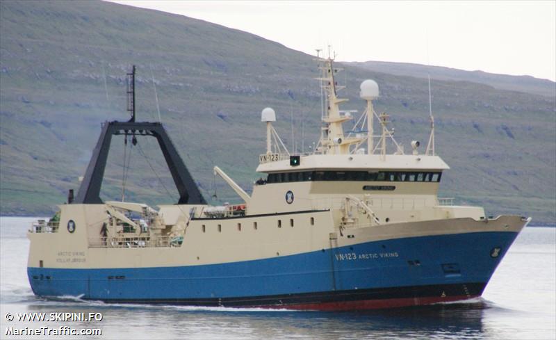 arctic viking (Fishing Vessel) - IMO 8517437, MMSI 231053000, Call Sign OW2399 under the flag of Faeroe Islands