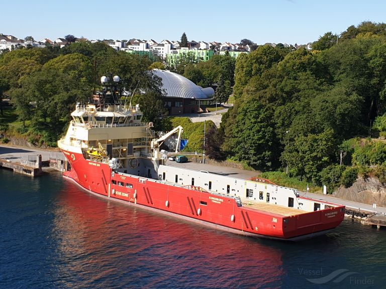 kongsborg (Offshore Tug/Supply Ship) - IMO 9667760, MMSI 231605000, Call Sign OZ 2145 under the flag of Faeroe Islands