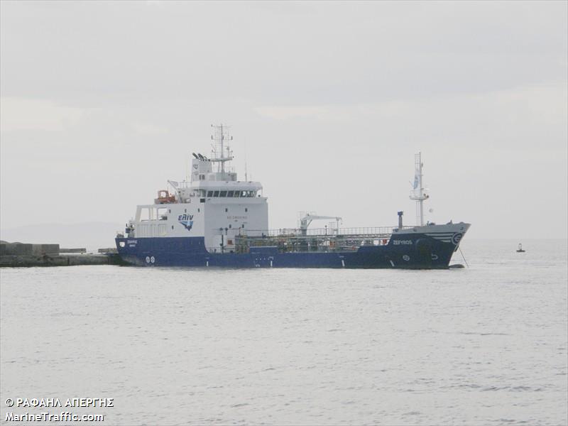 zefyros (Oil Products Tanker) - IMO 9324382, MMSI 240485000, Call Sign SZHX under the flag of Greece