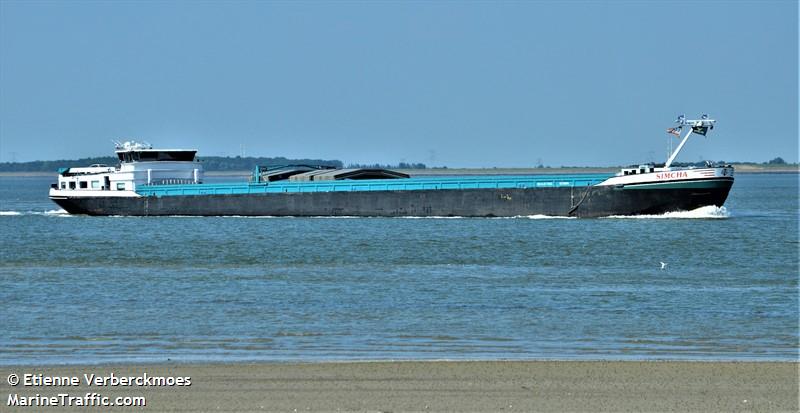 simcha (Cargo ship) - IMO , MMSI 244780014, Call Sign PE7688 under the flag of Netherlands