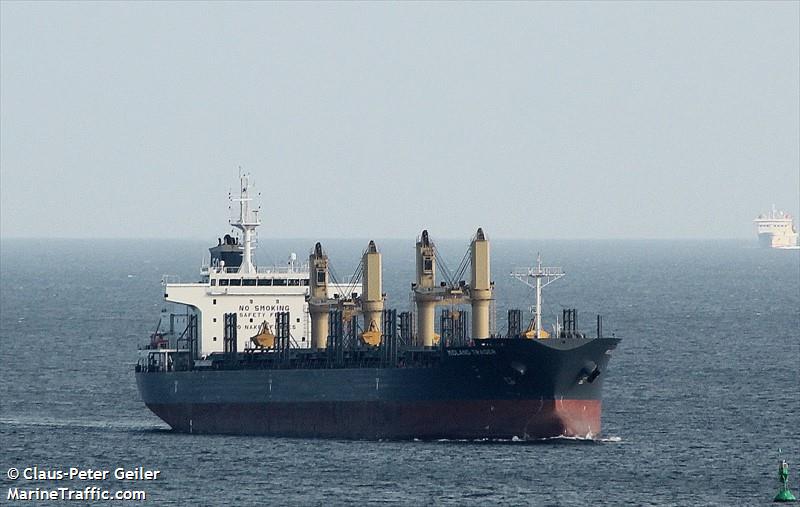 midland trader (Bulk Carrier) - IMO 9667045, MMSI 255806204, Call Sign CQAL2 under the flag of Madeira