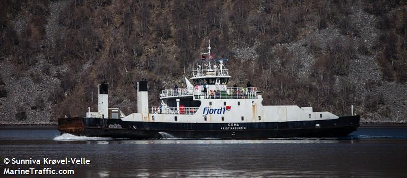 polar lady (Passenger/Ro-Ro Cargo Ship) - IMO 6820919, MMSI 257267400, Call Sign LAIA under the flag of Norway