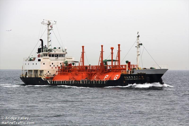 propane maru no.18 (LPG Tanker) - IMO 9201126, MMSI 431501275, Call Sign JL6540 under the flag of Japan