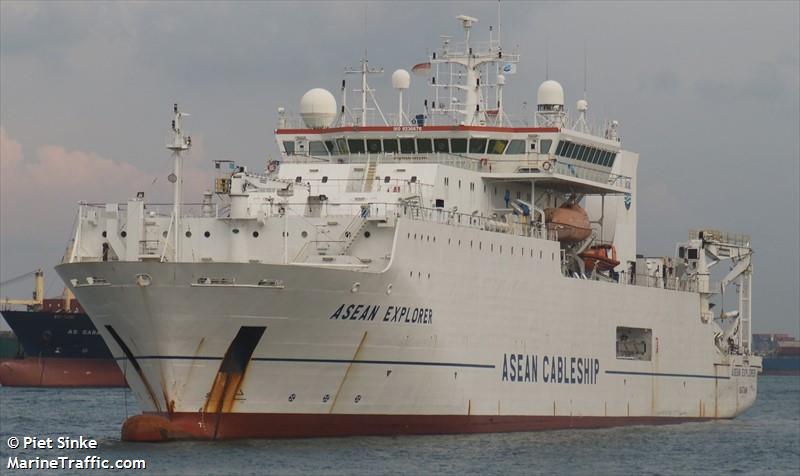 asean explorer (Cable Layer) - IMO 9236676, MMSI 525018271, Call Sign JZSY under the flag of Indonesia