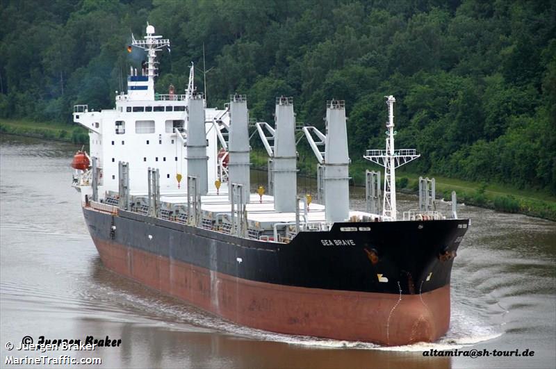 sea brave (Bulk Carrier) - IMO 9279551, MMSI 538003930, Call Sign V7UC5 under the flag of Marshall Islands