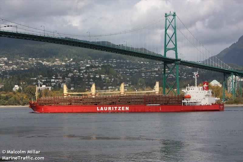 milau bulker (Bulk Carrier) - IMO 9544138, MMSI 566352000, Call Sign 9V9788 under the flag of Singapore