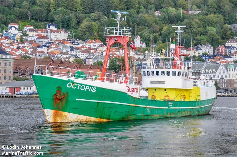 octopus guard vsl (Utility Vessel) - IMO 7417678, MMSI 576211000, Call Sign YJVY8 under the flag of Vanuatu