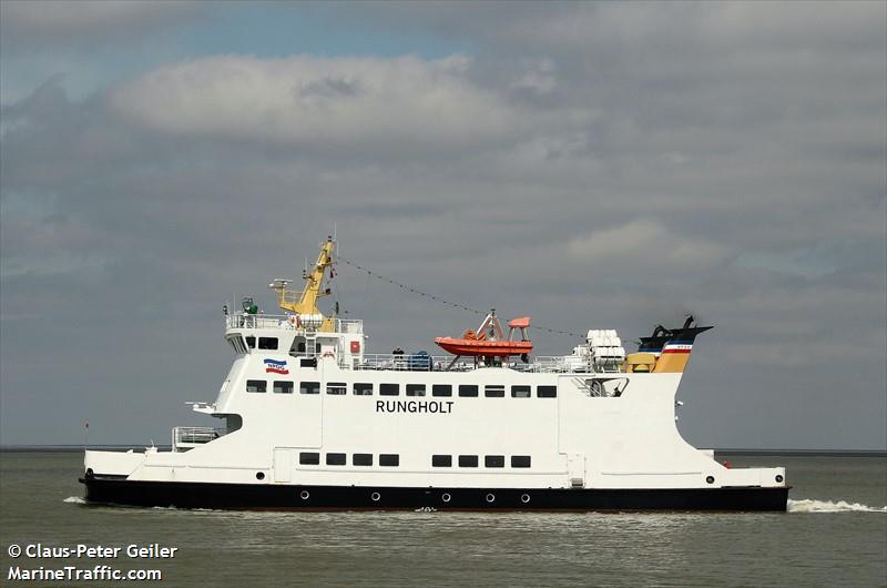 groningerland (Passenger/Ro-Ro Cargo Ship) - IMO 9002465, MMSI 211297990, Call Sign DJAZ under the flag of Germany