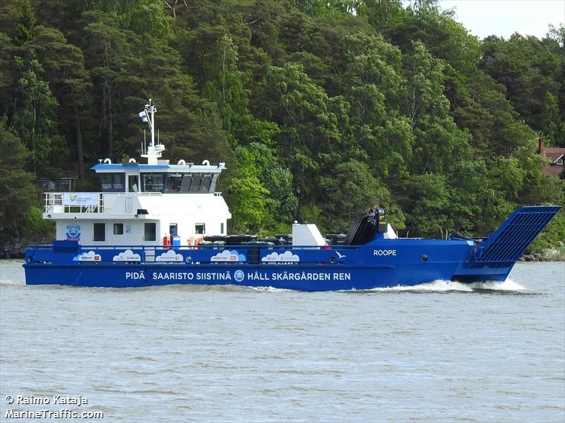 ms roope (Cargo ship) - IMO , MMSI 230094180, Call Sign OH6438 under the flag of Finland