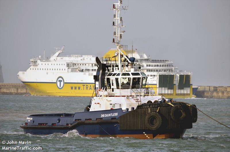 dhb dauntless (Tug) - IMO 9190456, MMSI 232004784, Call Sign MZGC8 under the flag of United Kingdom (UK)