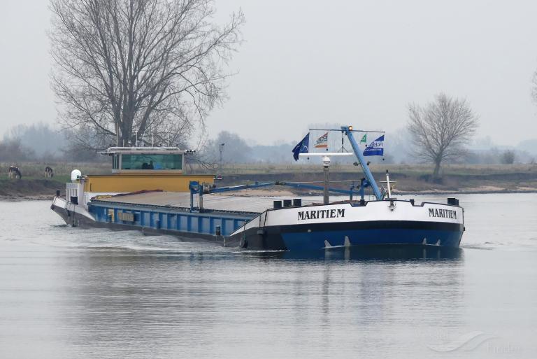 maritiem (Cargo ship) - IMO , MMSI 244630685, Call Sign PD2371 under the flag of Netherlands