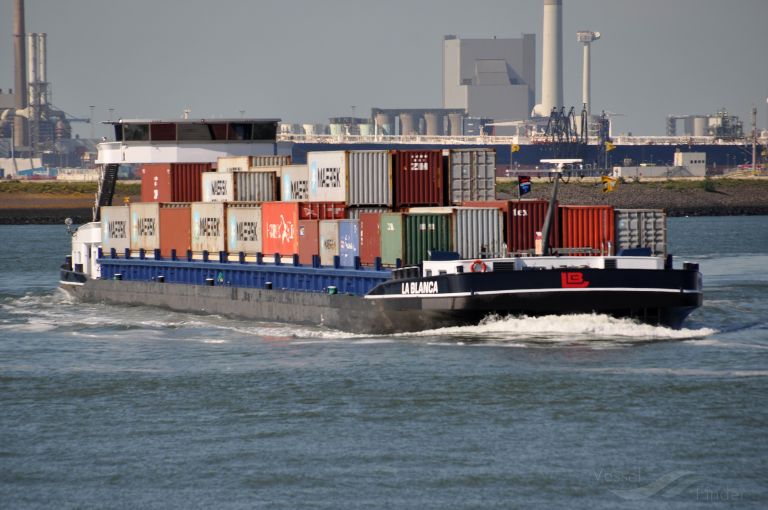 la blanca (Cargo ship) - IMO , MMSI 244740804, Call Sign PD3139 under the flag of Netherlands