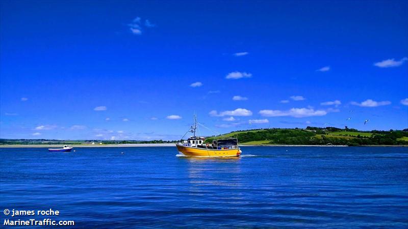 maisie j (Fishing vessel) - IMO , MMSI 250002886, Call Sign EILS4 under the flag of Ireland