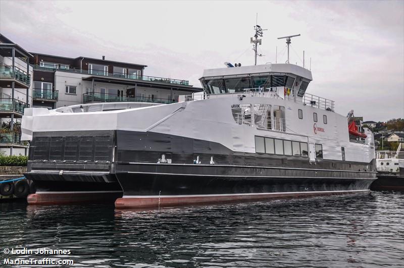kinsarvik (Passenger/Ro-Ro Cargo Ship) - IMO 9855800, MMSI 257071050, Call Sign LFLU under the flag of Norway