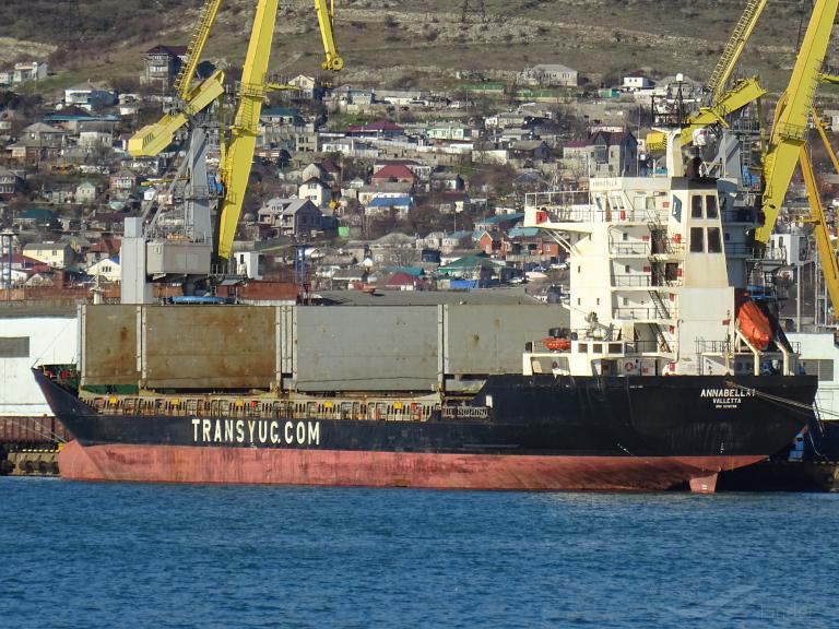 annabella (Container Ship) - IMO 8919788, MMSI 620743000, Call Sign D6A2749 under the flag of Comoros