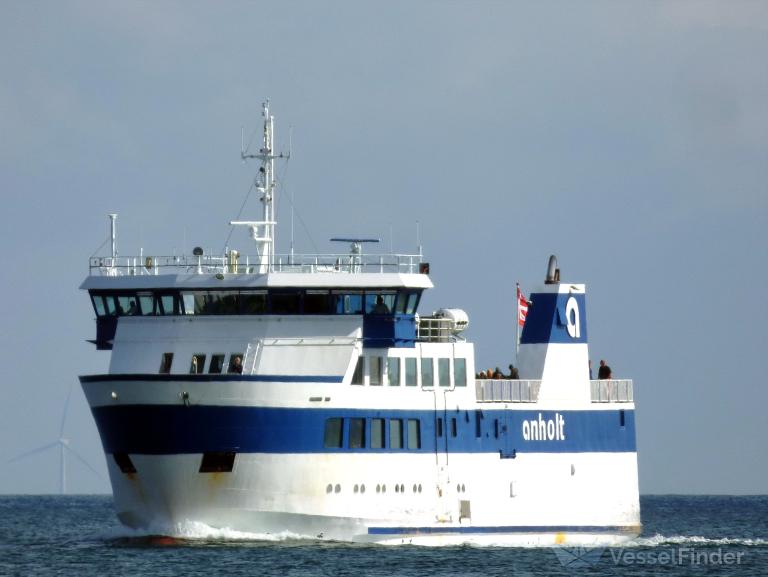 anholt (Passenger/Ro-Ro Cargo Ship) - IMO 9263368, MMSI 219002731, Call Sign OUZS under the flag of Denmark