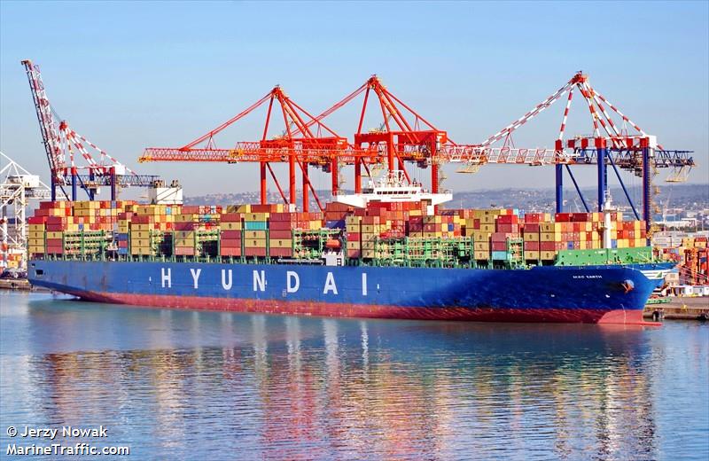 hyundai earth (Container Ship) - IMO 9725110, MMSI 232024772, Call Sign MGGA4 under the flag of United Kingdom (UK)