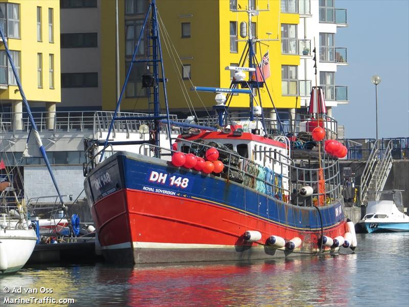 royal sovereign (Fishing vessel) - IMO , MMSI 235001841 under the flag of United Kingdom (UK)