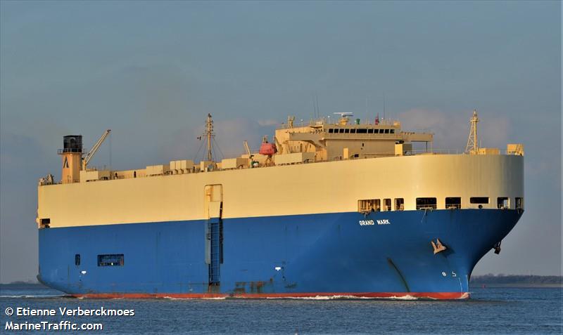 grand mark (Vehicles Carrier) - IMO 9228306, MMSI 355029000, Call Sign H3LL under the flag of Panama