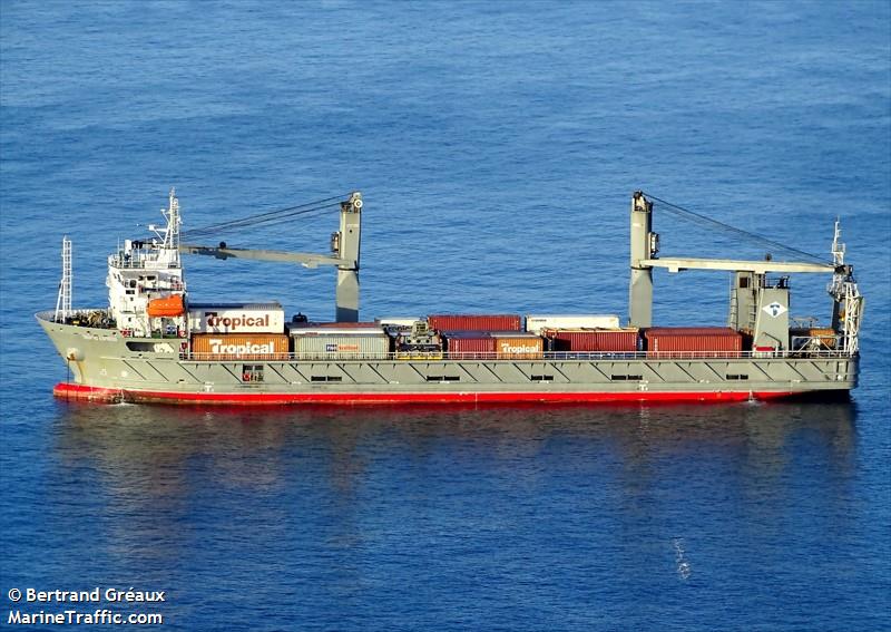 tropic express (Ro-Ro Cargo Ship) - IMO 9510046, MMSI 377901024, Call Sign J8QB8 under the flag of St Vincent & Grenadines