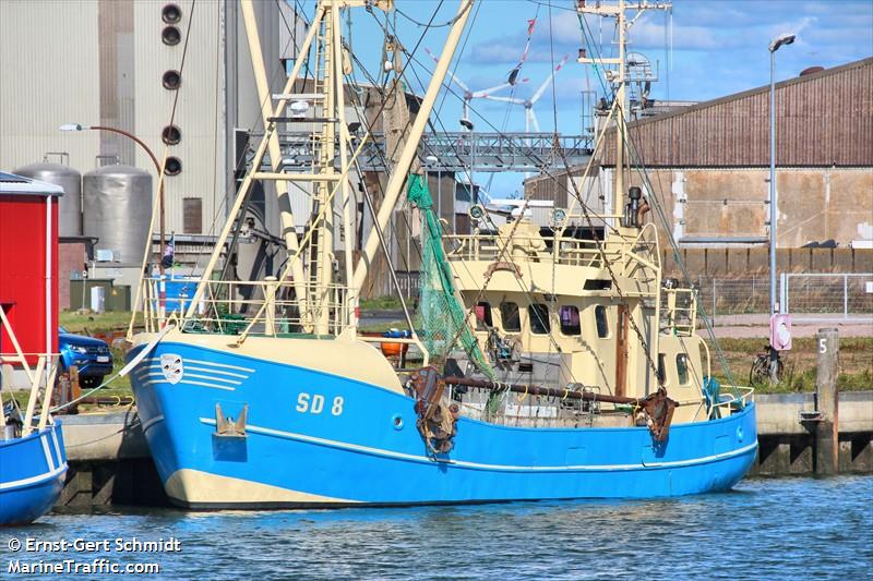 rugenort (Fishing vessel) - IMO , MMSI 211599000, Call Sign DLWN under the flag of Germany