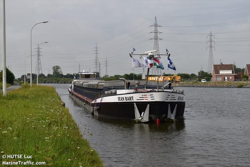 marinier (WIG) - IMO , MMSI 226013330, Call Sign FM7330 under the flag of France