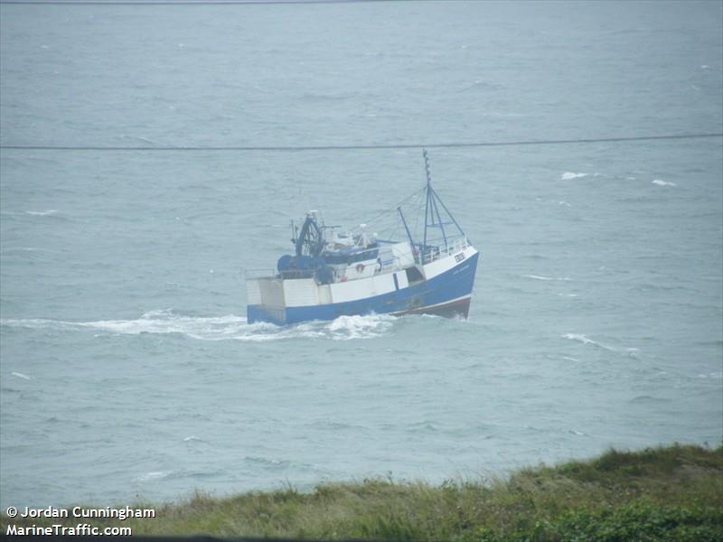 girl geraldine (Fishing vessel) - IMO , MMSI 250103800, Call Sign EI 2695 under the flag of Ireland