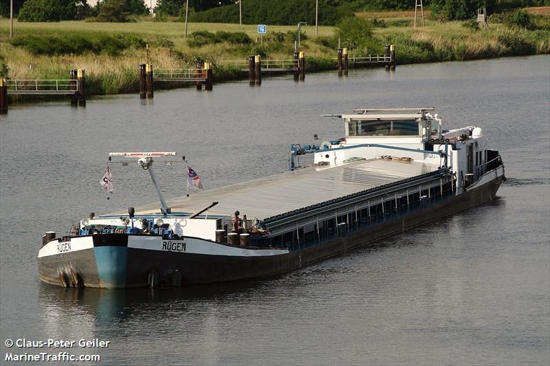 ruegen (WIG) - IMO , MMSI 270547000, Call Sign OL6670 under the flag of Czech Rep