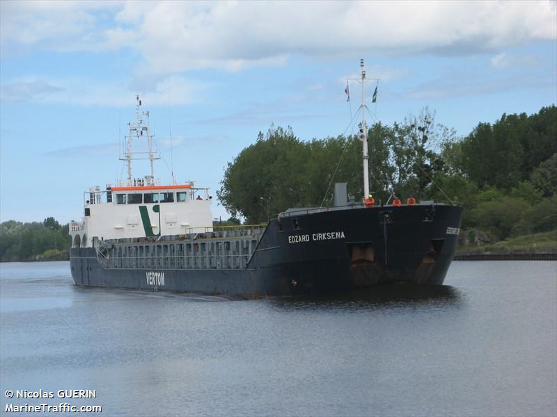 edzard cirksena (General Cargo Ship) - IMO 9375824, MMSI 305181000, Call Sign V2DE2 under the flag of Antigua & Barbuda