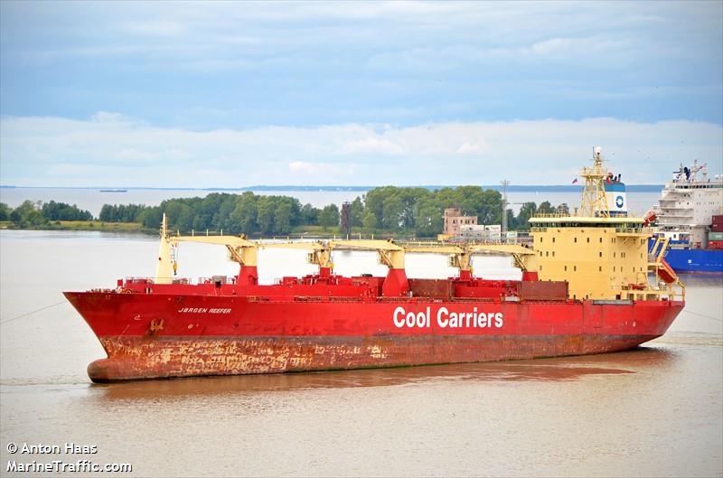 jorgen reefer (Refrigerated Cargo Ship) - IMO 9007489, MMSI 309193000, Call Sign C6VB9 under the flag of Bahamas