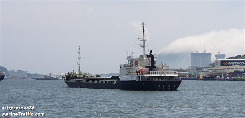 27 kumjin (Cargo ship) - IMO , MMSI 440202100, Call Sign 160068 under the flag of Korea
