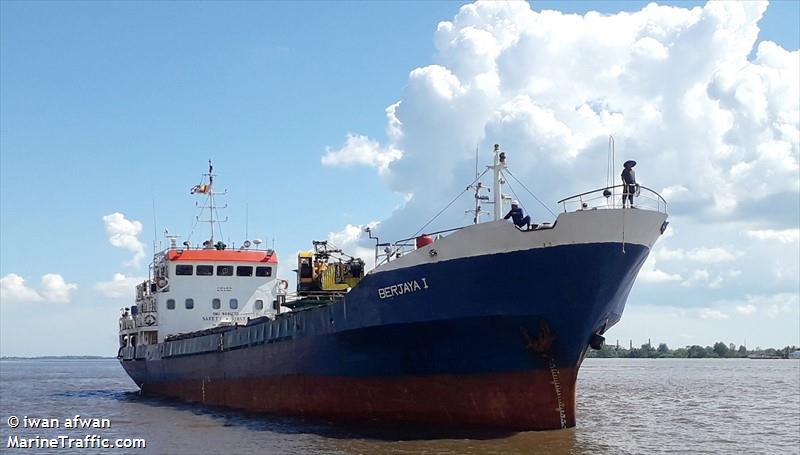 berjaya 1 (General Cargo Ship) - IMO 9061679, MMSI 525018461, Call Sign JZVI under the flag of Indonesia
